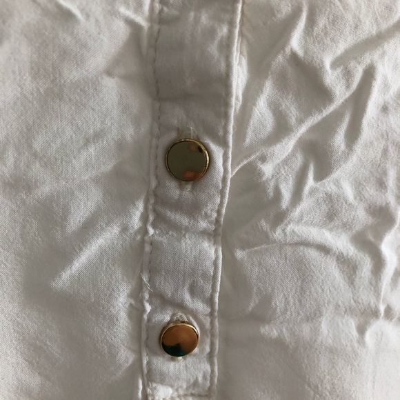 Old Navy white tunic with gold buttons - Picture 2 of 3